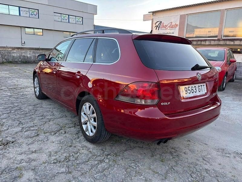 Usado VW Golf VI Sport 140 CV (102 kW) 2010 Granate Utilitario
