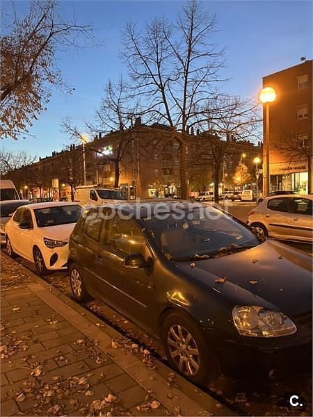 Azul Usado 2005 VW Golf Highline Berlina | 3000 € (Super precio) - Imagen 1/4