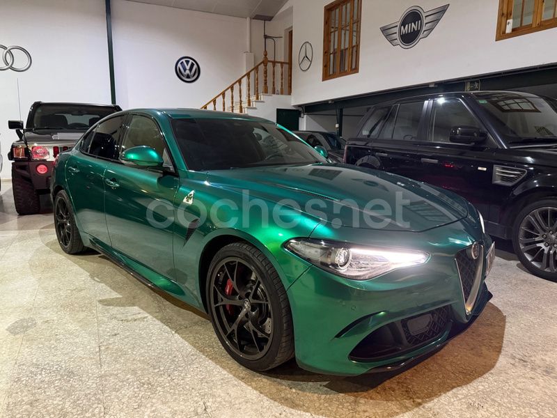 Verde Usado 2018 Alfa Romeo Giulia Quadrifoglio Berlina | 59.700 € (Precio justo) - Imagen 1/4