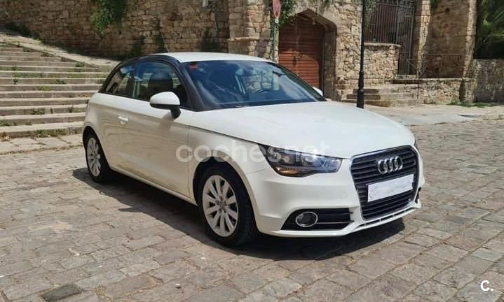 Blanco Usado 2012 Audi A1 Ambition Berlina | 11.000 € (Precio justo) - Imagen 1/4