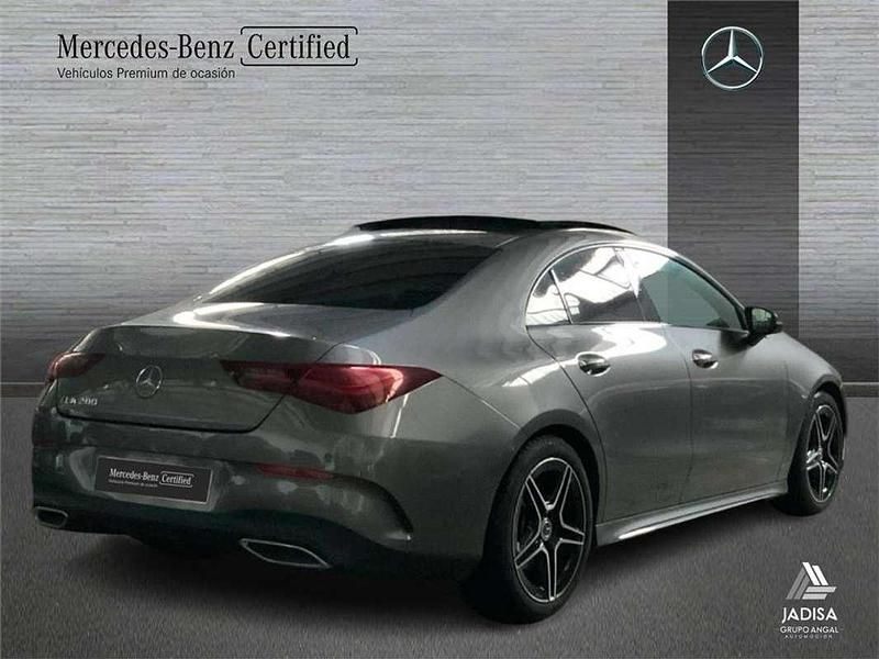 Usado Mercedes CLA200 163 CV (119 kW) 2025 Berlina