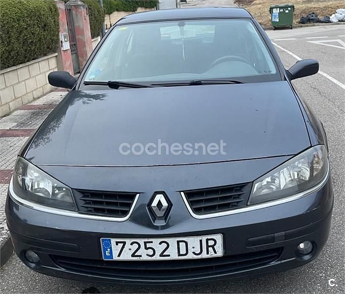 Azul Usado 2005 Renault Laguna GrandTour Expression Familiar | 7500 € - Imagen 1/4