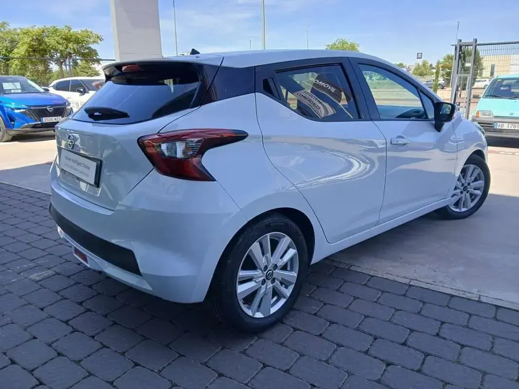 Usado Nissan Micra N-Connecta 101 CV (74 kW) 2020 Blanco Utilitario