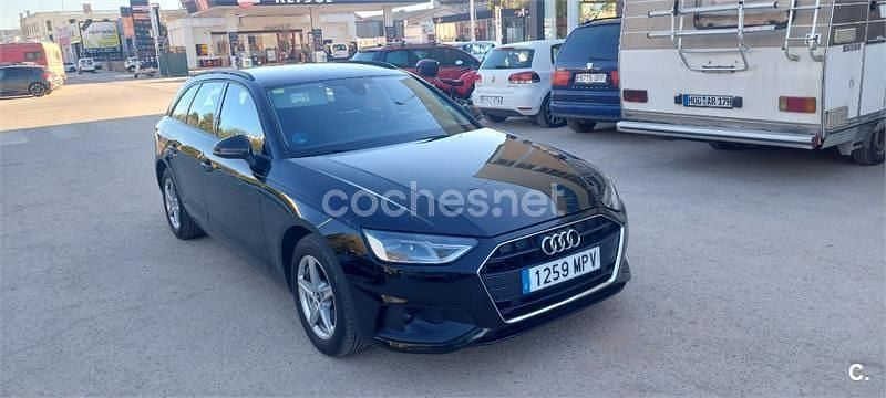 Usado Audi A4 Advanced Plus 163 CV (119 kW) 2021 Negro Familiar