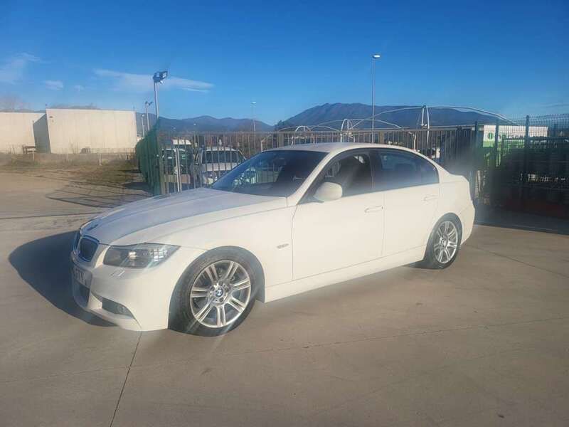 Blanco Usado 2010 BMW 320 Berlina | 11.490 € (Un poco caro) - Imagen 1/4
