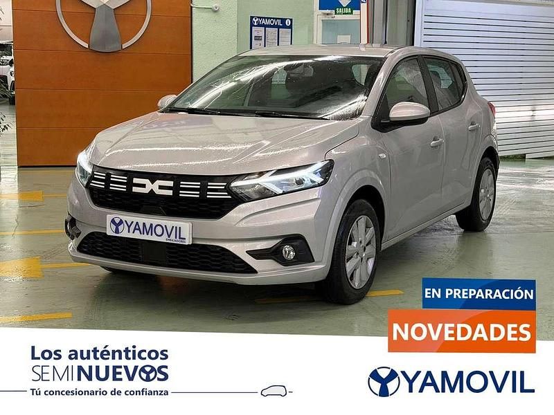Usado Dacia Sandero Expression 91 CV (66 kW) 2023 Gris Utilitario