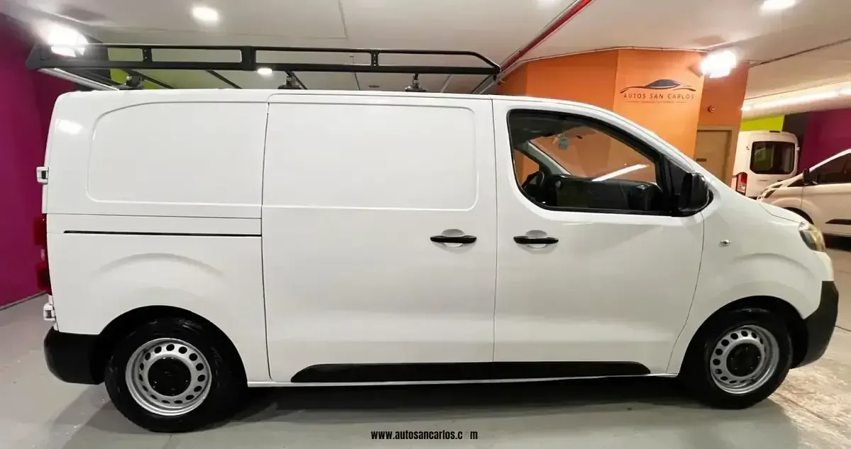 Usado Citroën Jumpy Comfort 95 CV (69 kW) 2019 Blanco Monovolumen