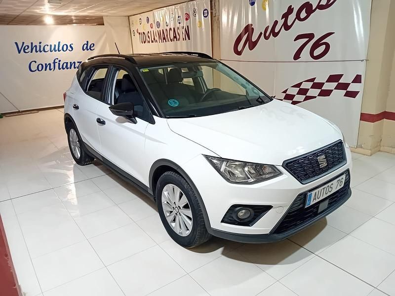 Usado Seat Arona Reference 95 CV (69 kW) 2020 Blanco SUV
