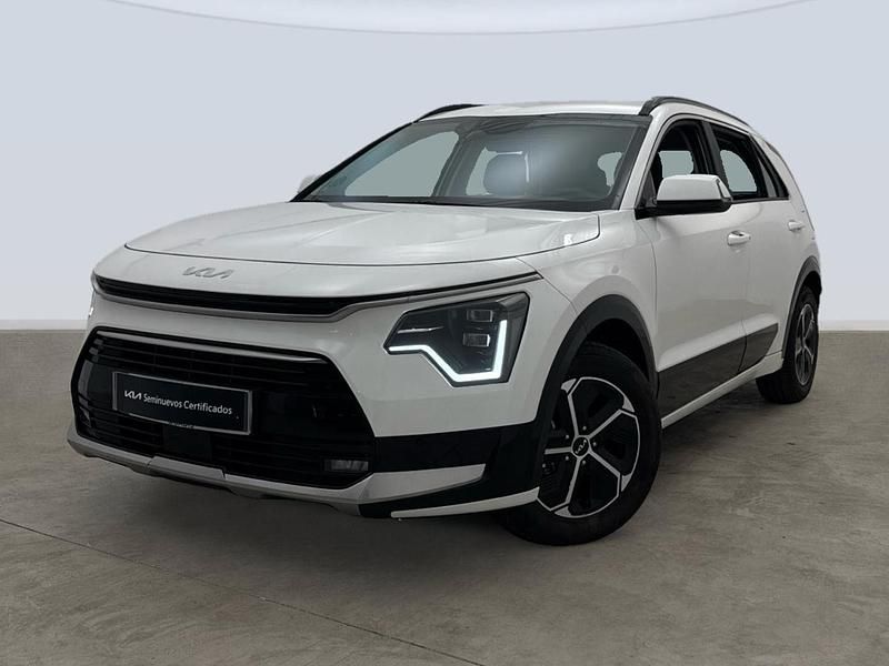 Blanco Usado 2024 Kia Niro SUV | 28.545 € (Caro) - Imagen 1/4