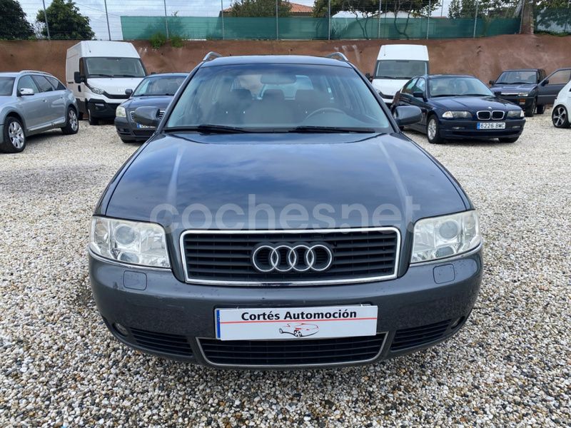 Usado Audi A6 Sport 170 CV (125 kW) 2002 Gris / plata Familiar