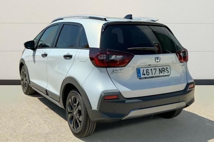 Usado Honda Jazz 122 CV (89 kW) 2025 Blanco Utilitario