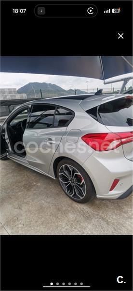 Gris / plata Usado 2019 Ford Focus ST-Line Berlina | 17.800 € (Precio justo) - Imagen 1/1