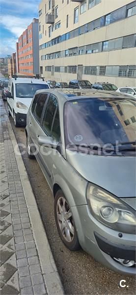Usado Renault Scénic II Dynamique 130 CV (95 kW) 2007 Gris / plata Monovolumen