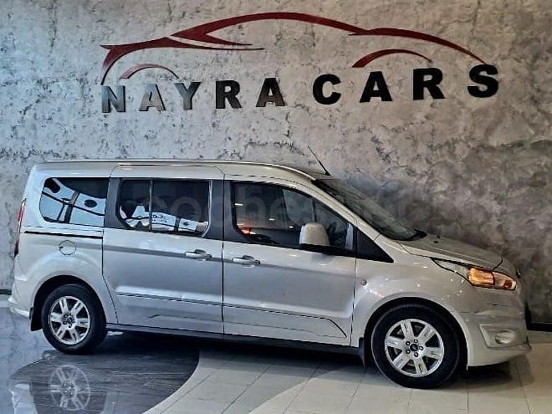 Usado Ford Tourneo Titanium 95 CV (69 kW) 2014 Gris / plata Monovolumen