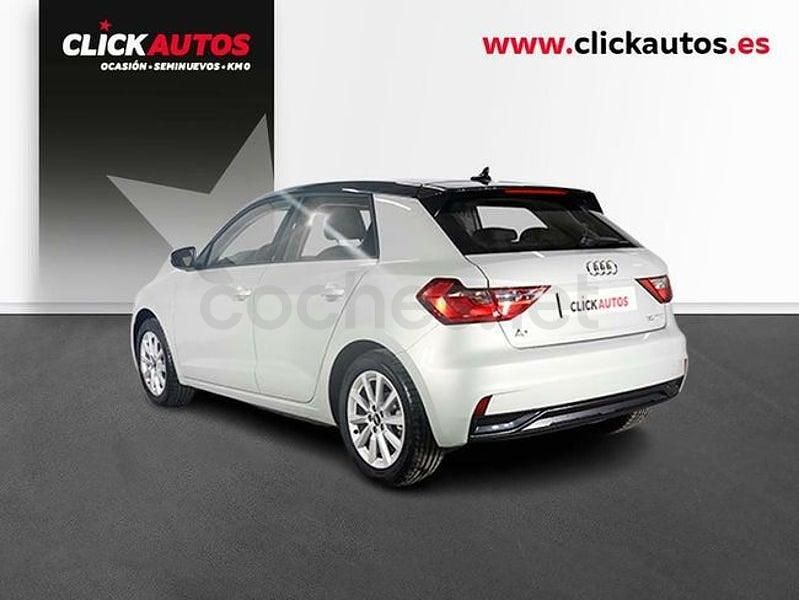Usado Audi A1 Sportback Advanced Plus 110 CV (80 kW) 2023 Gris / plata Utilitario
