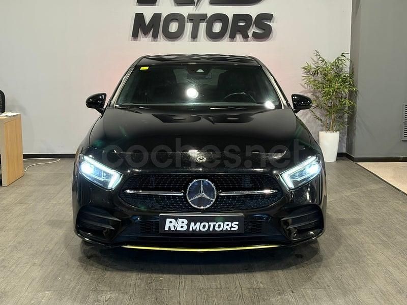 Usado Mercedes A200 163 CV (119 kW) 2018 Negro Berlina