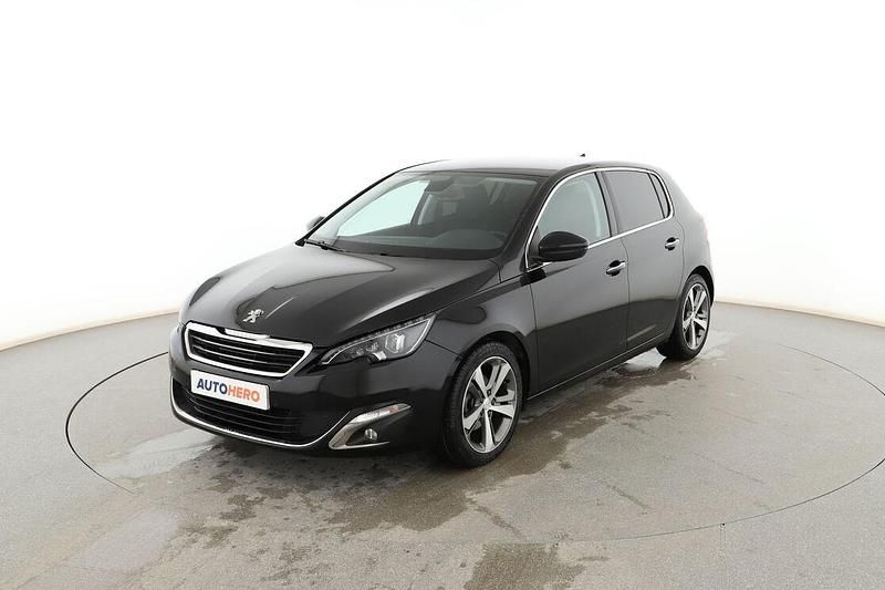 Usado Peugeot 308 Allure 125 CV (91 kW) 2014 Negro Berlina