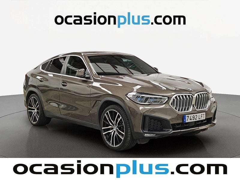 Usado BMW X6 265 CV (194 kW) 2020 Gris plata SUV