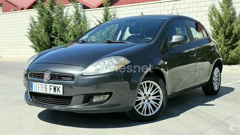 Usado Fiat Bravo Active 120 CV (88 kW) 2007 Gris / plata Utilitario