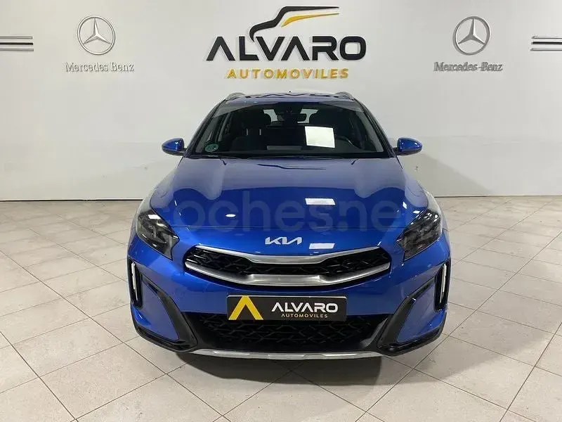 Usado Kia XCeed 120 CV (88 kW) 2024 Azul SUV