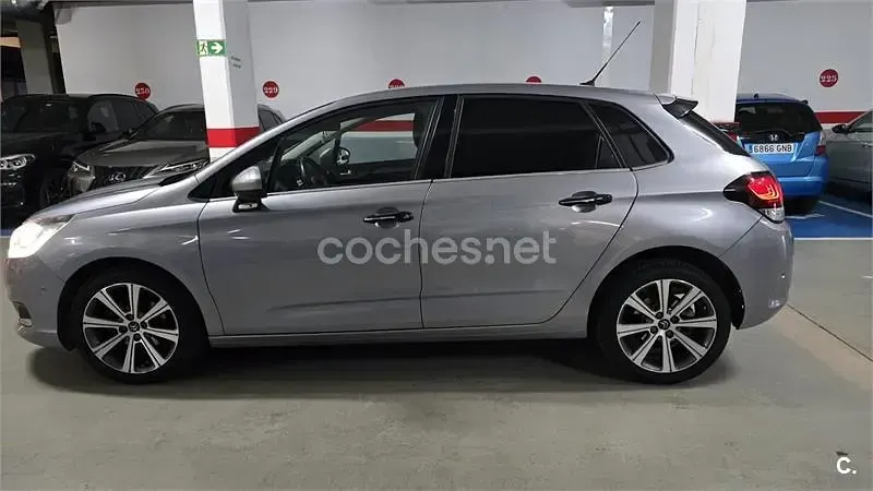 Usado Citroën C4 Feel 120 CV (88 kW) 2016 Gris / plata Berlina