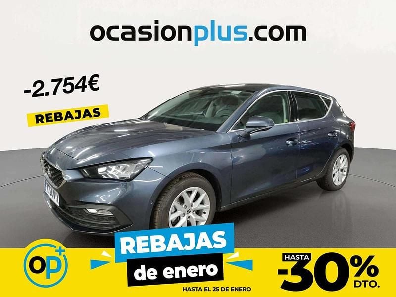 Gris / plata Usado 2025 Seat Leon Style Berlina | 20.400 € (Precio justo) - Imagen 1/4