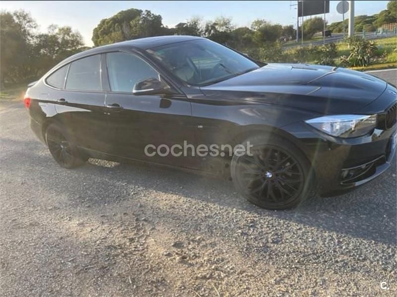 Usado BMW 320 Gran Turismo 184 CV (135 kW) 2014 Negro Berlina
