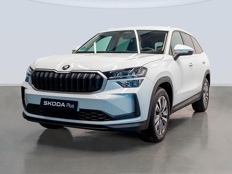 Usado Skoda Kodiaq Selection 150 CV (110 kW) 2025 Blanco SUV