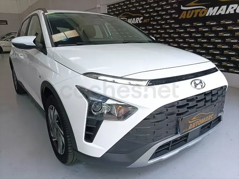 Usado Hyundai Bayon 100 CV (73 kW) 2022 Blanco SUV