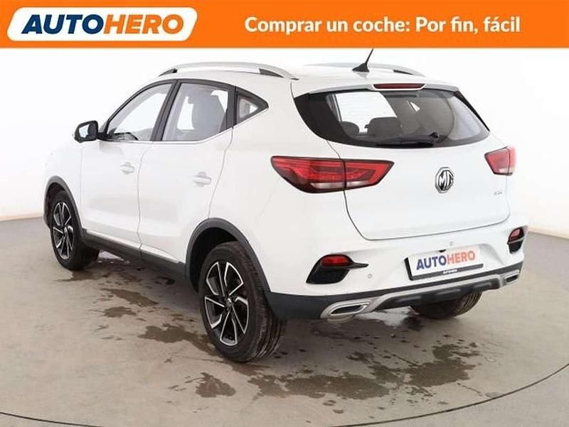 Usado MG ZS Luxury 106 CV (77 kW) 2023 Blanco SUV
