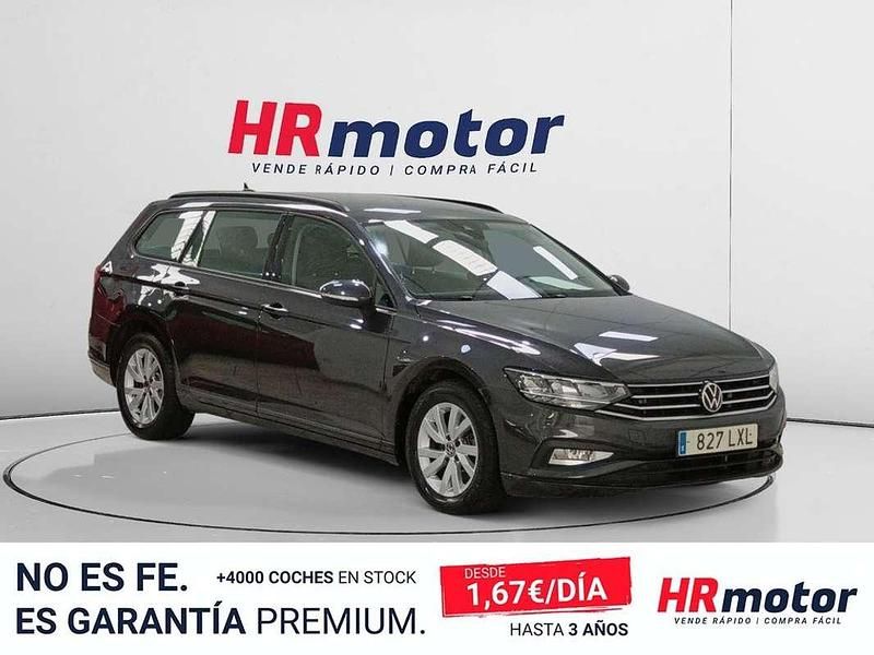 Usado VW Passat Business 122 CV (89 kW) 2022 Gris Familiar