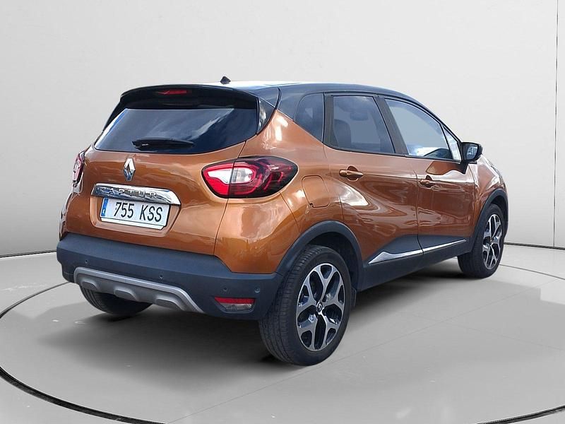 Usado Renault Captur 91 CV (66 kW) 2019 Naranja SUV