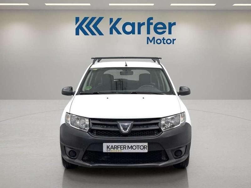 Usado Dacia Sandero Base 75 CV (55 kW) 2012 Blanco Berlina