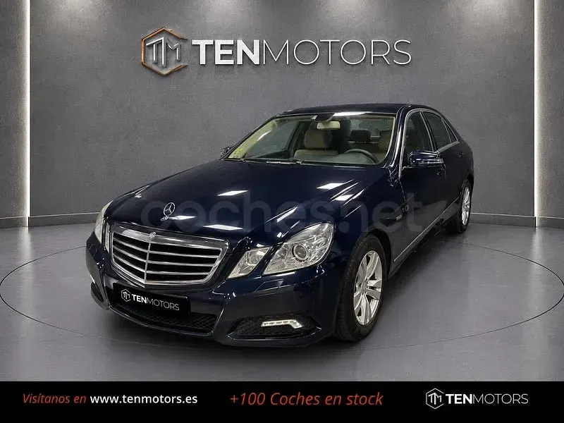 Usado Mercedes E250 Avantgarde 204 CV (150 kW) 2009 Azul Berlina