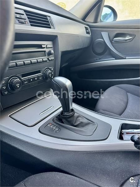 Usado BMW 330 245 CV (180 kW) 2009 Gris / plata Berlina