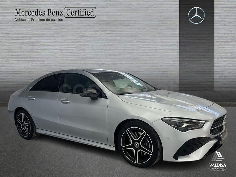 Usado Mercedes CLA220 AMG line 190 CV (139 kW) 2025 Plateado Berlina