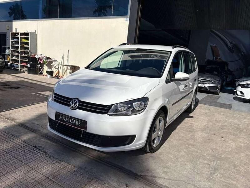 Usado VW Touran Advance 105 CV (77 kW) 2013 Blanco Monovolumen
