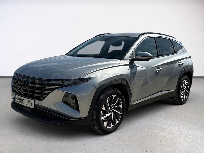 Usado Hyundai Tucson 150 CV (110 kW) 2022 Gris / plata SUV