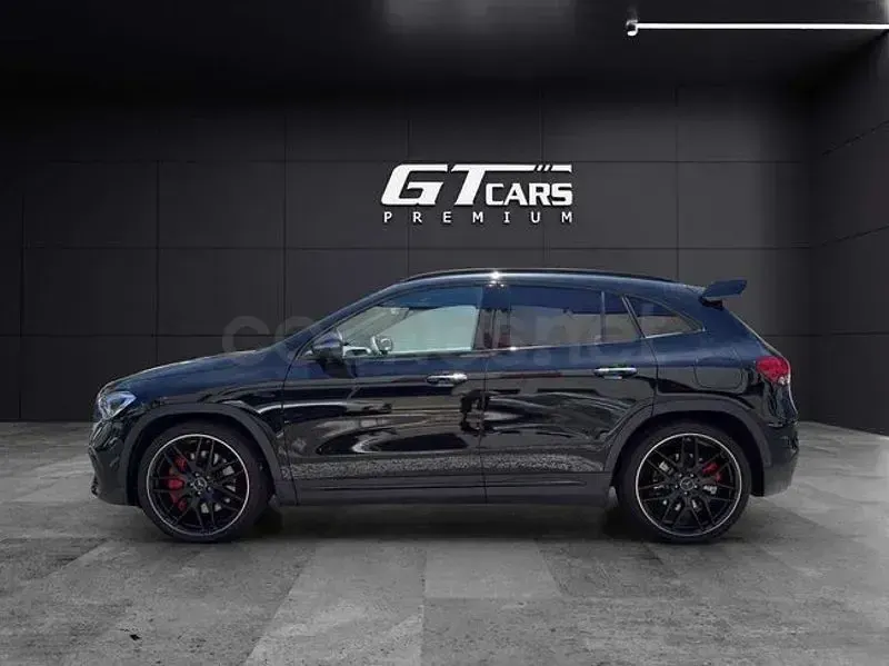 Usado Mercedes GLA45 AMG AMG 421 CV (309 kW) 2023 Negro SUV