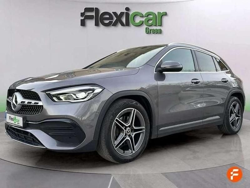 Usado Mercedes GLA180 136 CV (100 kW) 2022 Gris SUV