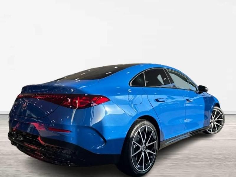 Usado Mercedes CLA 250+ 200 kW (272 CV) 2025 Azul Berlina