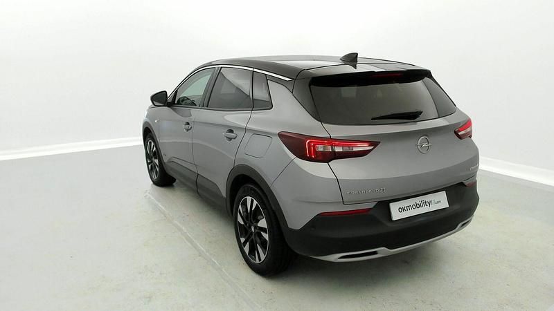 Usado Opel Grandland X Ultimate 300 CV (220 kW) 2021 Gris himalaya / techo negro SUV