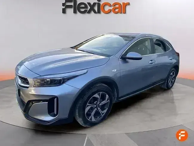 Usado Kia XCeed 160 CV (117 kW) 2023 Gris SUV