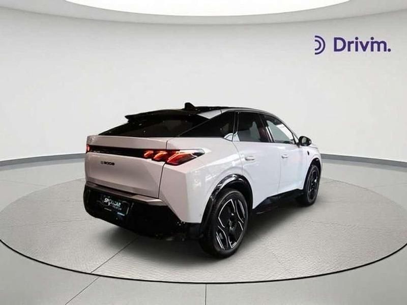 Usado Peugeot e-3008 GT 100 kW (136 CV) 2024 Blanco SUV