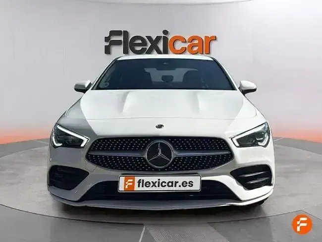 Usado Mercedes CLA180 136 CV (100 kW) 2022 Blanco Coupe
