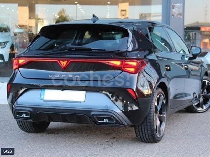 Usado Cupra Leon 150 CV (110 kW) 2024 Negro Berlina
