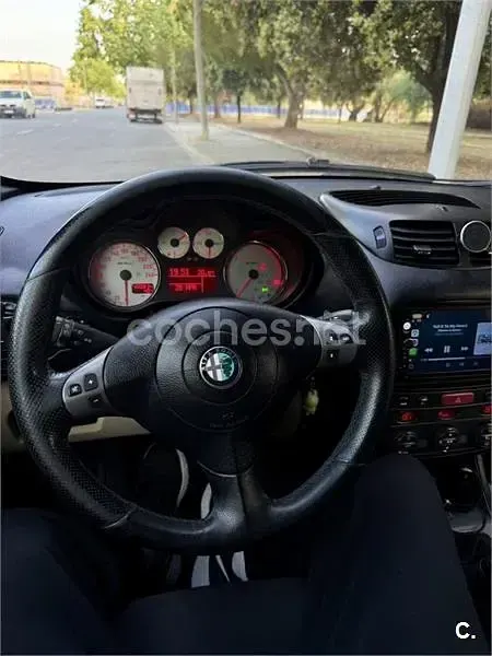Usado Alfa Romeo 147 Distinctive 150 CV (110 kW) 2007 Blanco Utilitario
