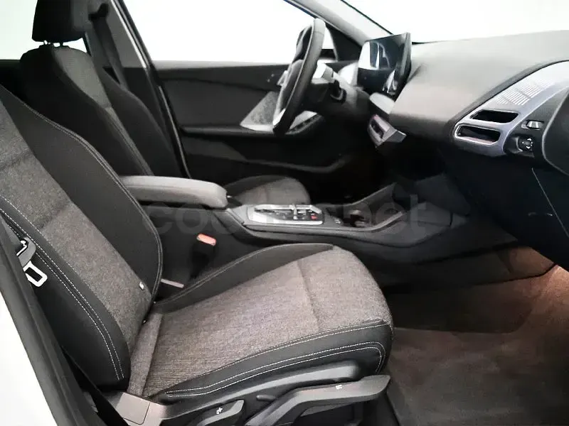 Usado BMW 120 170 CV (125 kW) 2025 Blanco Utilitario