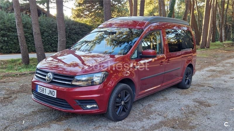 Usado VW Caddy Maxi Beach 125 CV (91 kW) 2016 Rojo Monovolumen