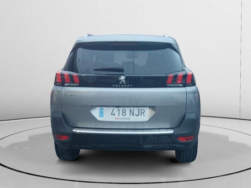 Usado Peugeot 5008 Allure 131 CV (96 kW) 2021 Monovolumen
